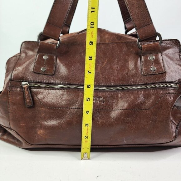 VTG Fossil Brand Brown Genuine leather distressed duffel Transit Carry on Flaw - Picture 6 of 14